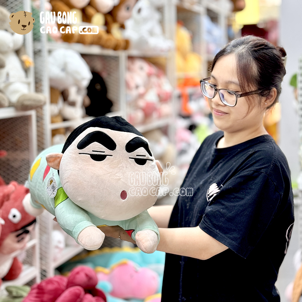 Gấu Bông SHIN nằm mặc đồ ngủ